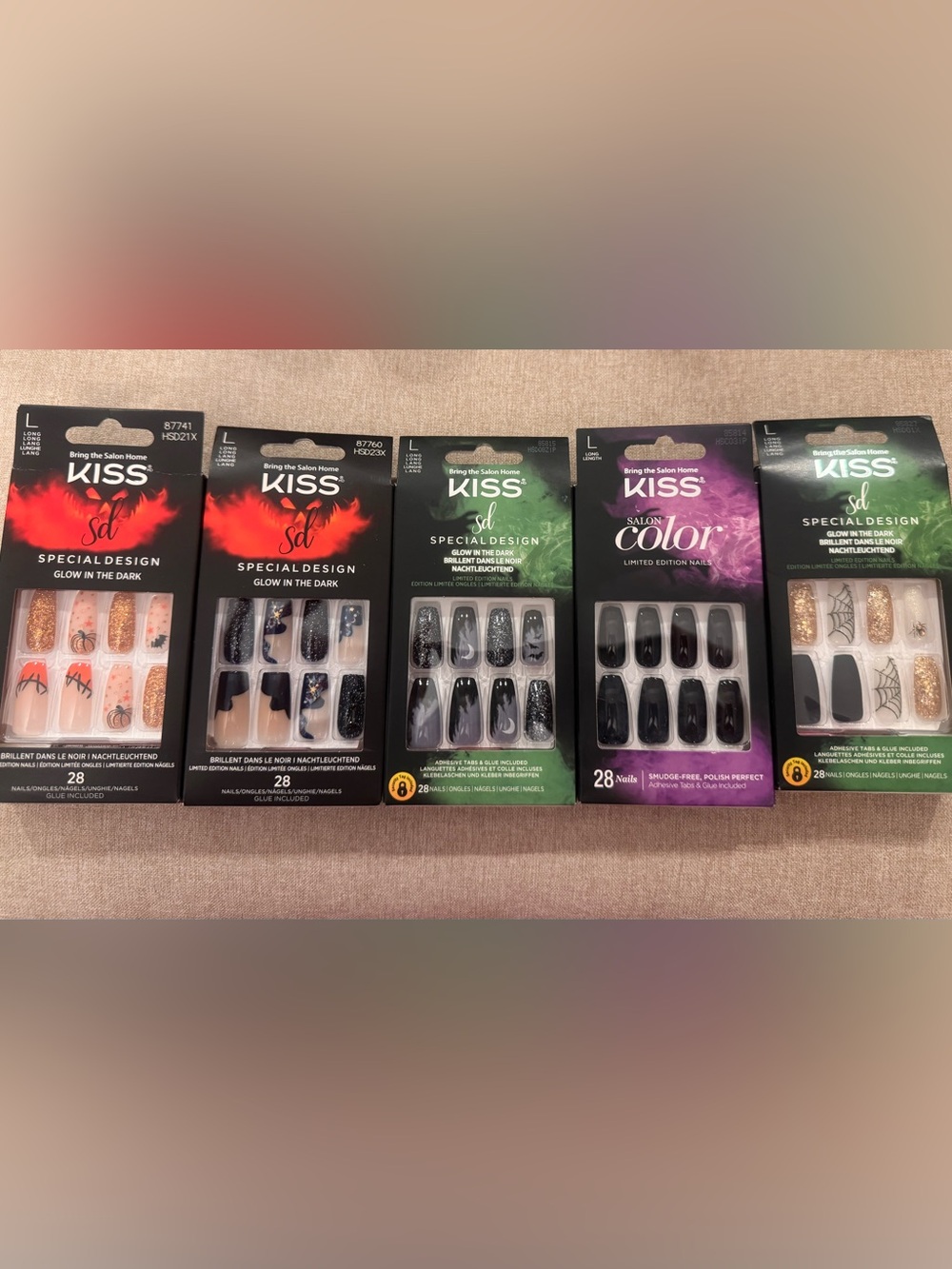 NEW KISS Halloween Assorted Press-On Nail Sets - 5 Pack